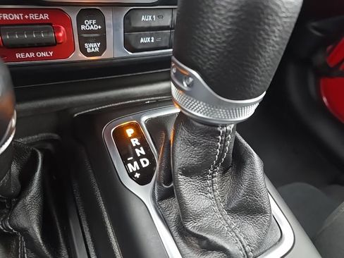 Used 2024 Jeep Wrangler Unlimited Rubicon 4xe image 27