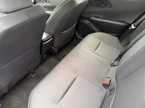 Used 2024 Toyota Prius LE image 9