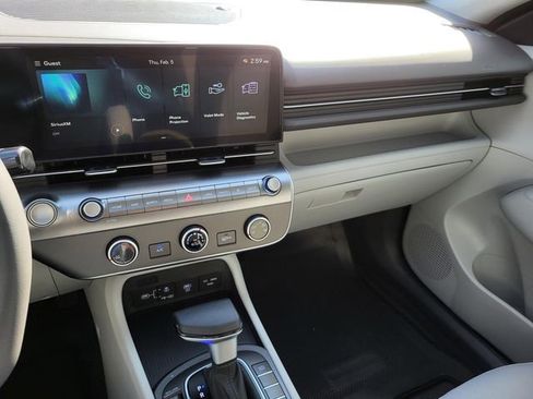 New 2026 Hyundai Kona SE image 15