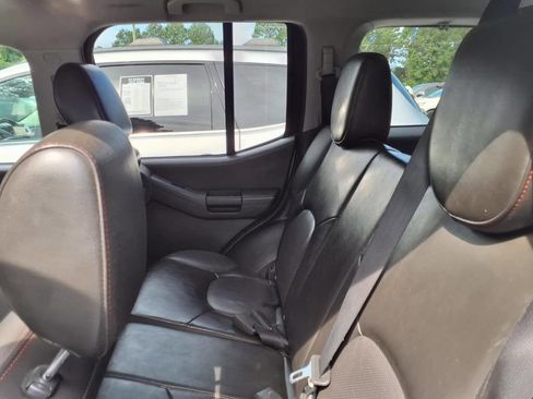Used 2012 Nissan Xterra PRO-4X w/ Pro-4x Leather Pkg image 7