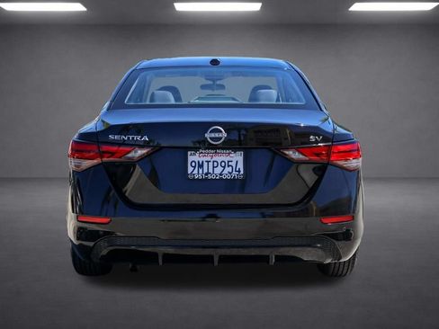 Used 2024 Nissan Sentra SV FWD image 5