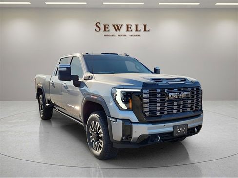 New 2025 GMC Sierra 2500 Denali Ultimate w/ Max Trailering Package image 6