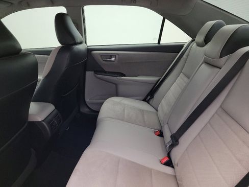 Used 2016 Toyota Camry XSE image 18