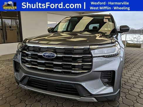 Certified 2025 Ford Explorer Active image 1