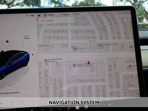 Used 2023 Tesla Model 3 Standard Range RWD image 3