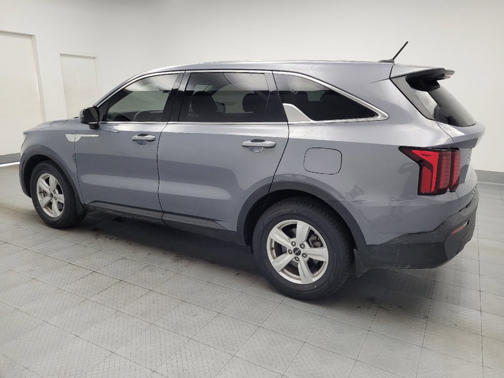 Used 2022 Kia Sorento LX FWD image 3