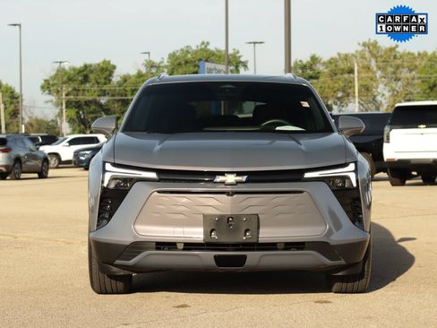 Used 2025 Chevrolet Blazer EV LT AWD/4WD image 2
