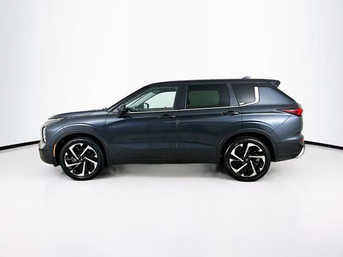 Used 2024 Mitsubishi Outlander SE image 4