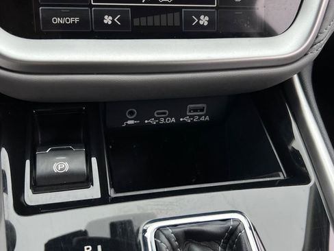 Certified 2025 Subaru Outback Premium image 30
