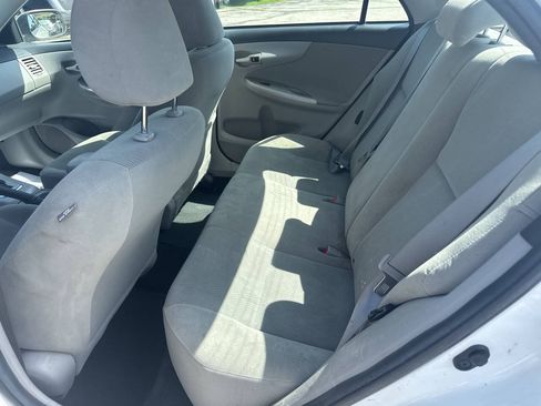 Used 2011 Toyota Corolla LE FWD image 17