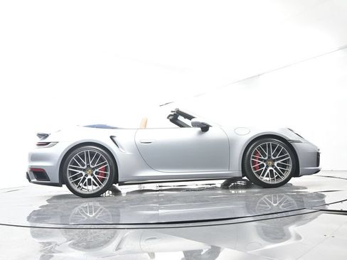 Certified 2021 Porsche 911 Turbo AWD/4WD image 61
