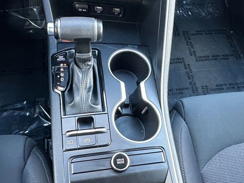 Used 2023 Kia K5 LXS image 17