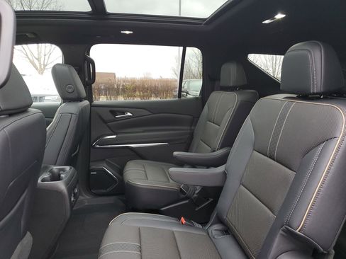 New 2026 Chevrolet Traverse High Country w/ LPO, Floor Liner Package image 89