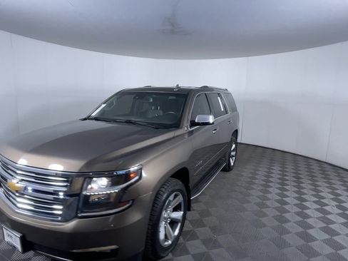 Used 2015 Chevrolet Tahoe LTZ image 3