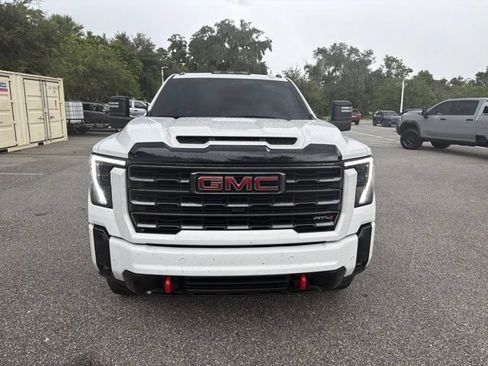 Used 2025 GMC Sierra 2500 AT4 w/ AT4 Premium Plus Package AWD/4WD image 6