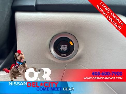 Used 2023 Chrysler Voyager LX FWD image 24