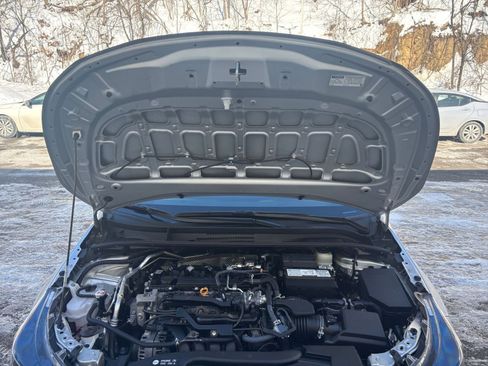 Used 2025 Toyota Corolla LE image 31