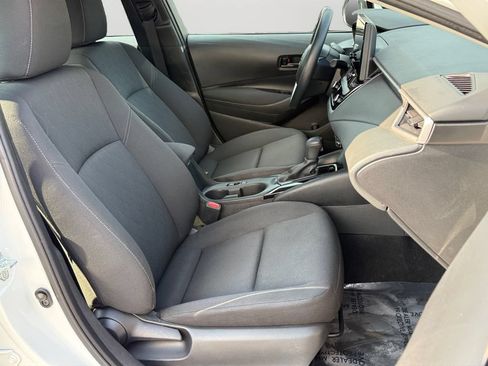 Used 2023 Toyota Corolla LE FWD image 10