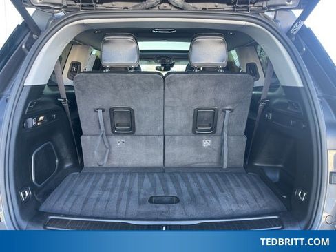 Used 2022 Jeep Grand Cherokee L Limited image 11