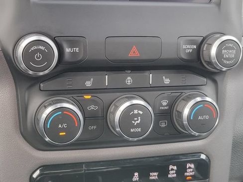 Used 2022 RAM 1500 Big Horn AWD/4WD image 21