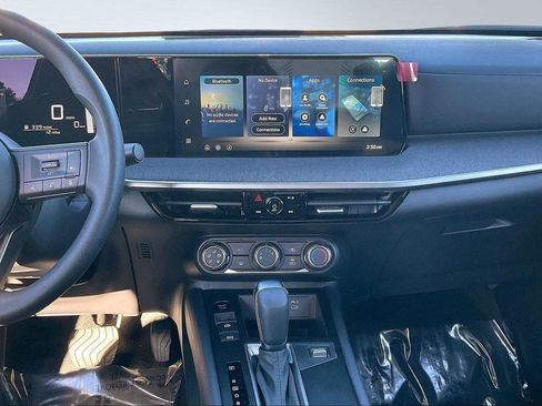 New 2026 Nissan Kicks S image 7