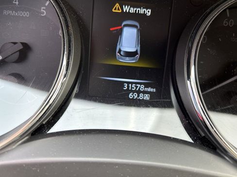 Used 2014 Nissan Rogue SL w/ SL Premium Package image 5