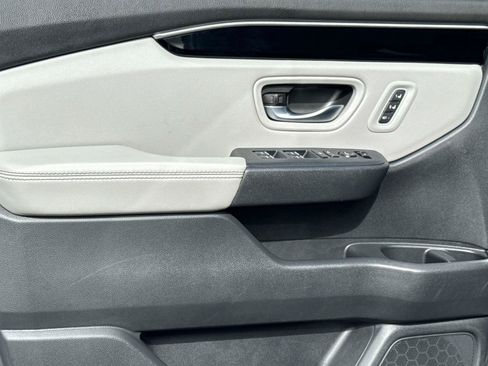 Certified 2024 Honda Pilot EX-L image 20