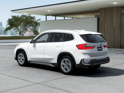 New 2026 BMW X1 xDrive28i image 2