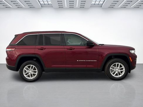 New 2025 Jeep Grand Cherokee Laredo X image 2