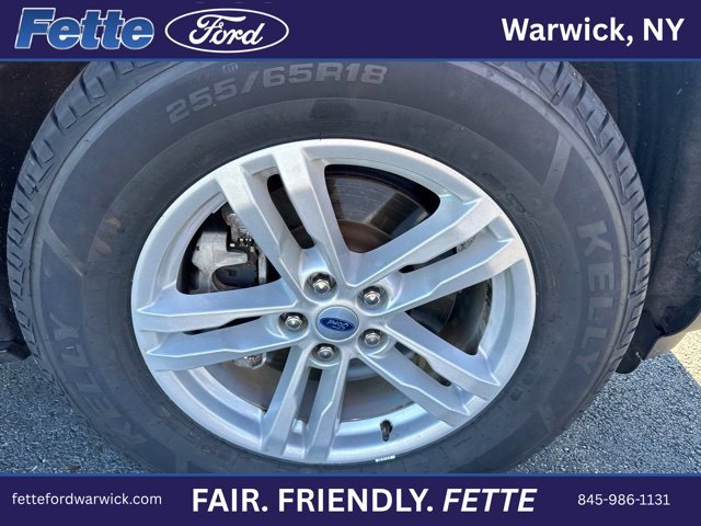 Certified 2024 Ford Explorer XLT AWD/4WD image 5