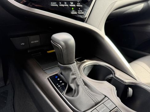 Used 2024 Toyota Camry XSE image 31