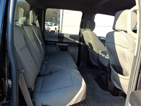 Used 2019 Ford F150 XLT image 7