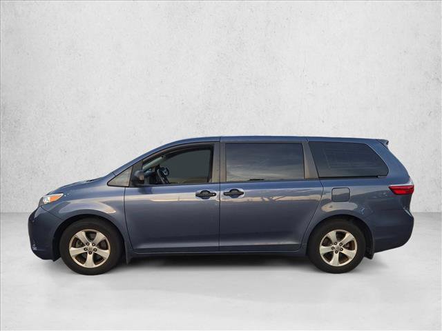 Used 2017 Toyota Sienna L FWD image 8