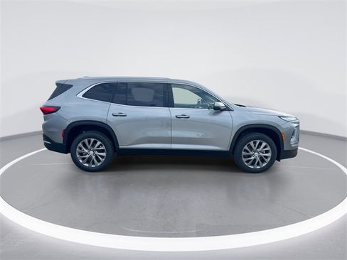 New 2026 Buick Enclave Preferred w/ Power Package image 9