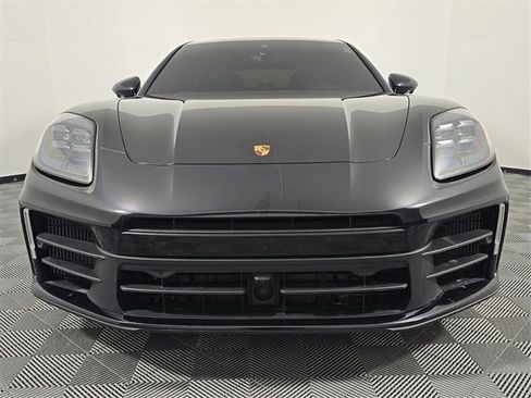 Certified 2024 Porsche Panamera image 10