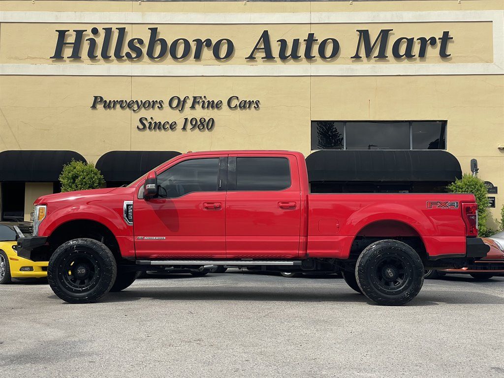 Used 2017 Ford F250 Lariat w/ Lariat Ultimate Package AWD/4WD image 3