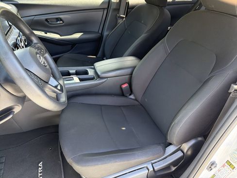 Used 2025 Nissan Sentra S FWD image 16