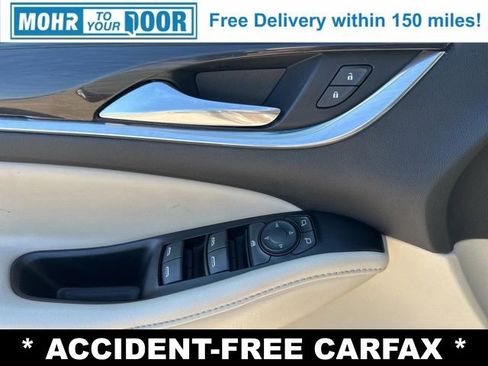 Used 2018 Buick Enclave Essence image 24