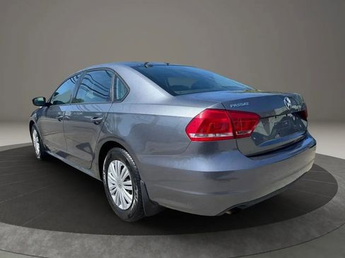 Used 2015 Volkswagen Passat 1.8T S FWD image 3