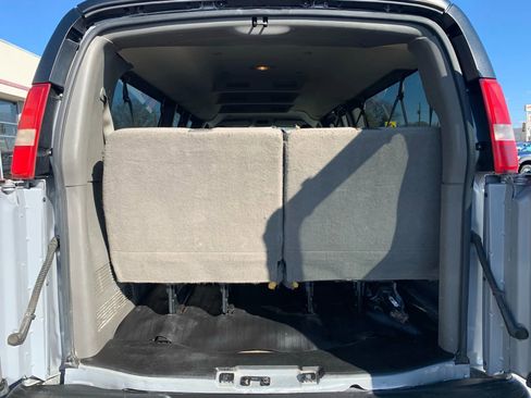 Used 2016 Chevrolet Express 3500 LT w/ LT Preferred Equipment Group image 37