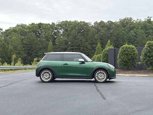 New 2026 MINI Cooper S FWD image 5