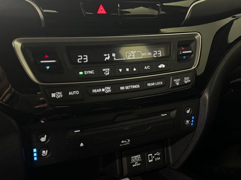 Used 2019 Honda Pilot Touring image 23