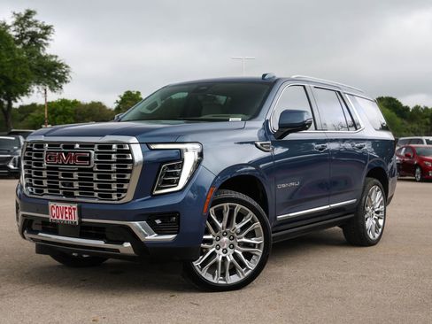 Used 2026 GMC Yukon Denali w/ Denali Reserve Package image 2