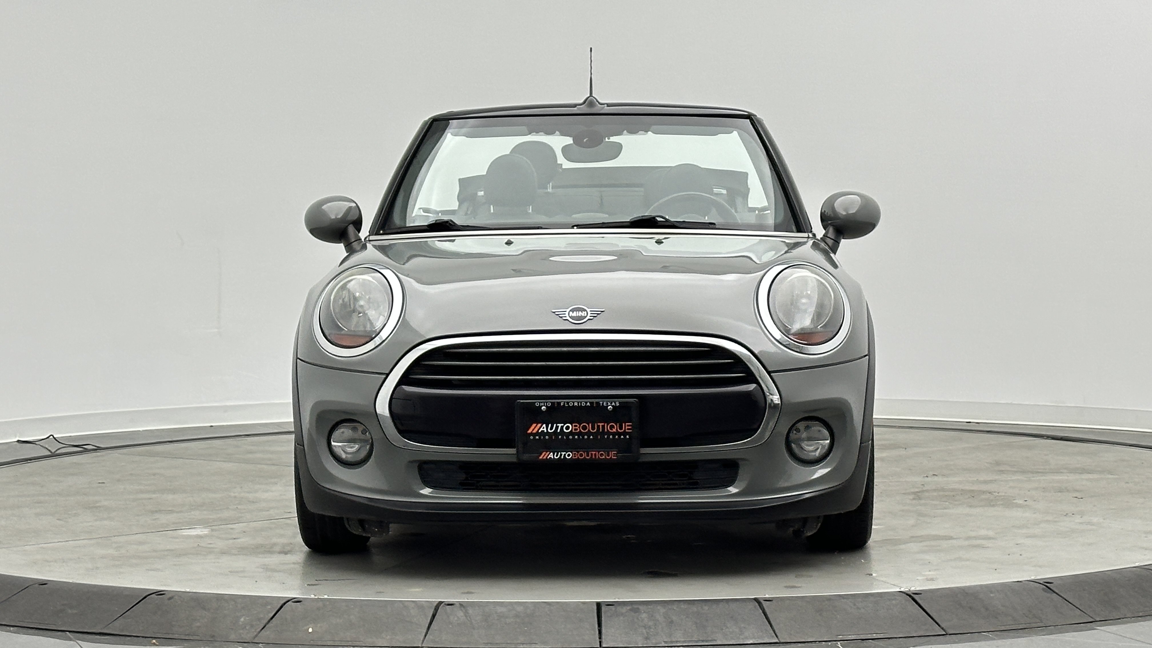 Used 2019 MINI Cooper Convertible FWD image 2