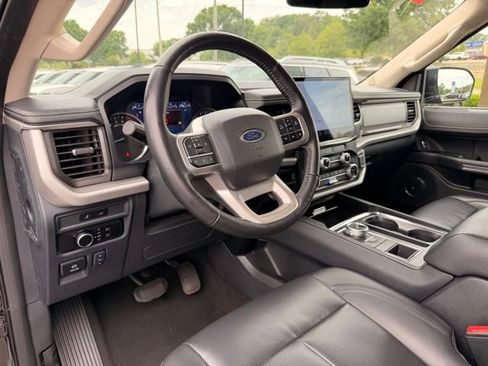 Used 2024 Ford Expedition Max XLT RWD image 9