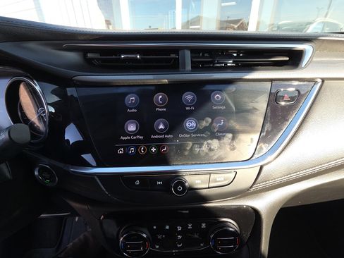 Used 2022 Buick Encore GX Essence w/ Sport Touring Package image 10