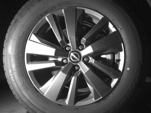 Used 2025 Nissan Pathfinder SV image 13