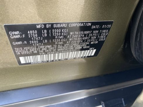 Used 2025 Subaru Outback Premium image 27