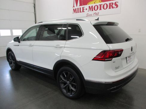 Used 2024 Volkswagen Tiguan SE image 4