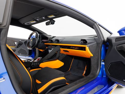 Used 2023 Lamborghini Huracan Tecnica RWD image 36